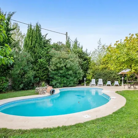 De 6 Chambres Avec Piscine Privee Jardin Clos Et Wifi A
